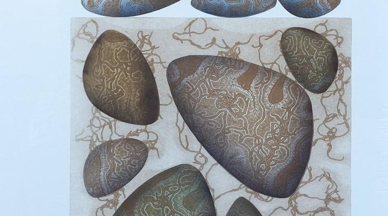 Susanna Suikkari: Kokoelma II (2025, monotypia, 55 x 55 cm)