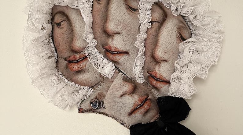 Tuija Markonsalo: Ikävä (Longing, 2025, textile relief, 40 x 40 x 4 cm)